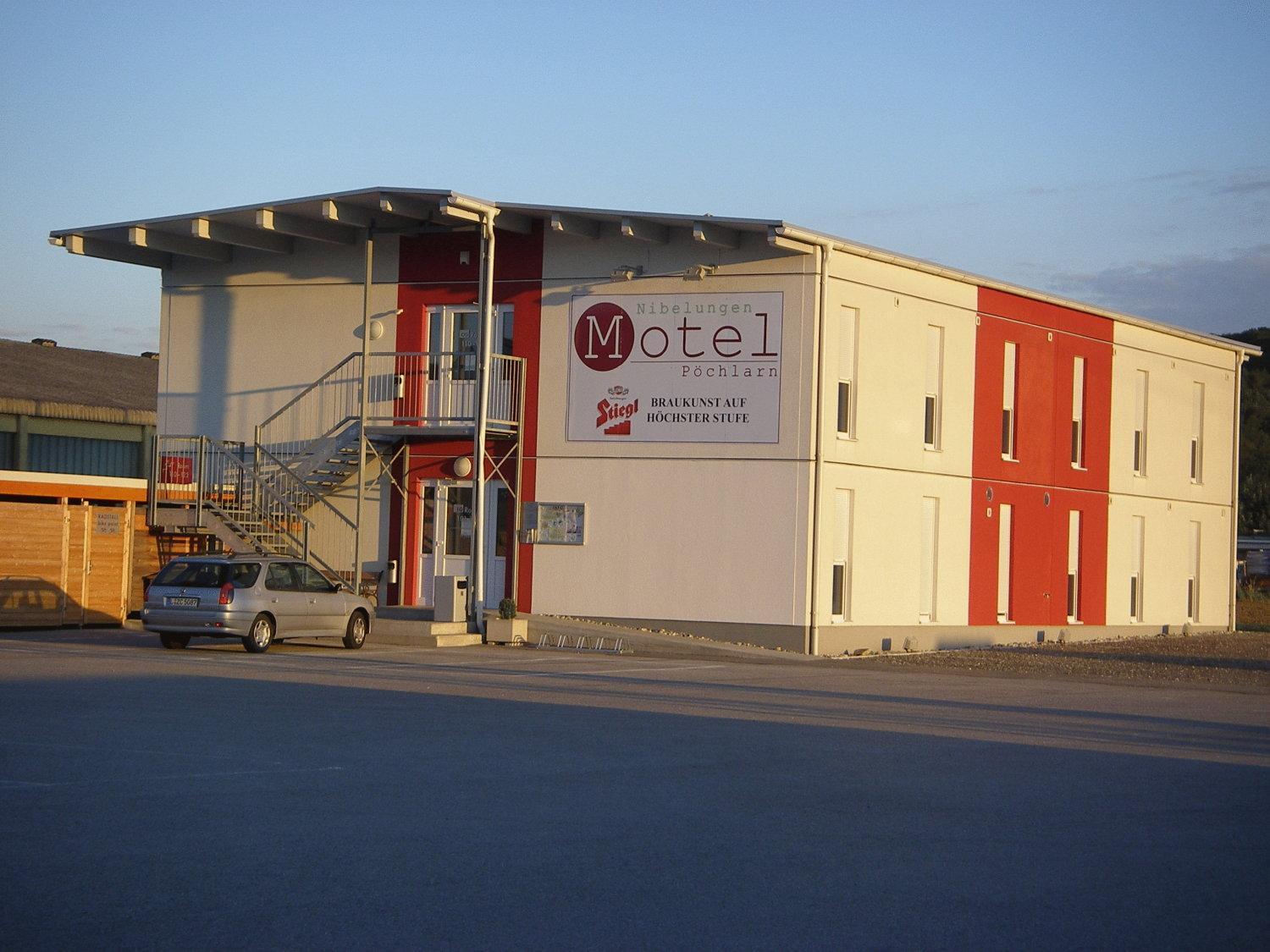 Nibelungenmotel Pöchlarn Exterior foto